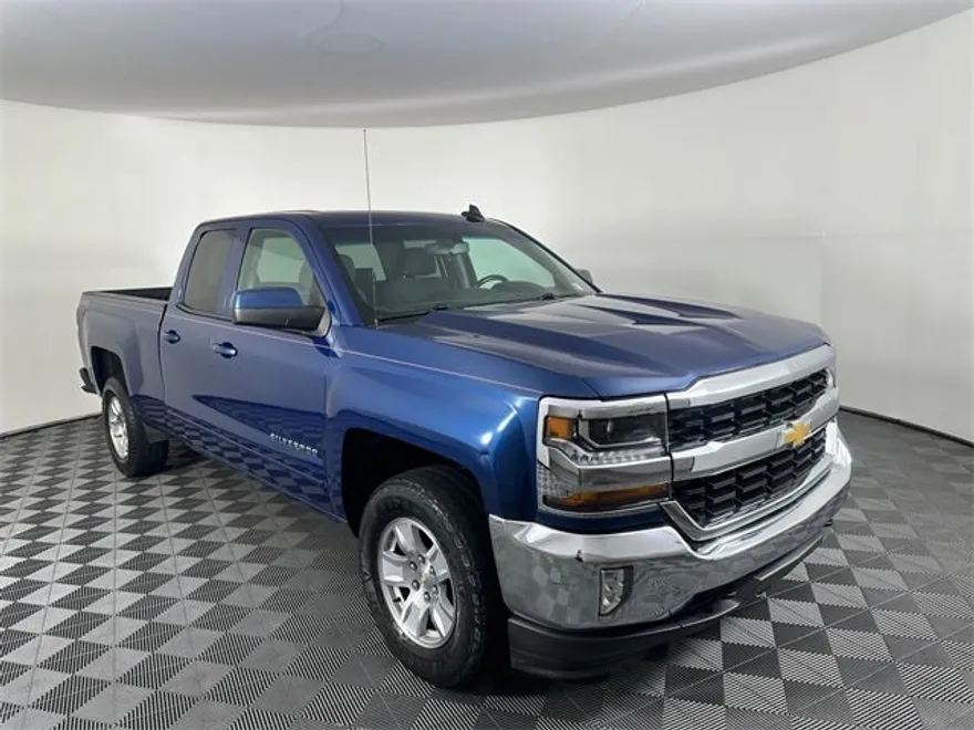 2016 Chevrolet Silverado 1500 LT1 photo 1