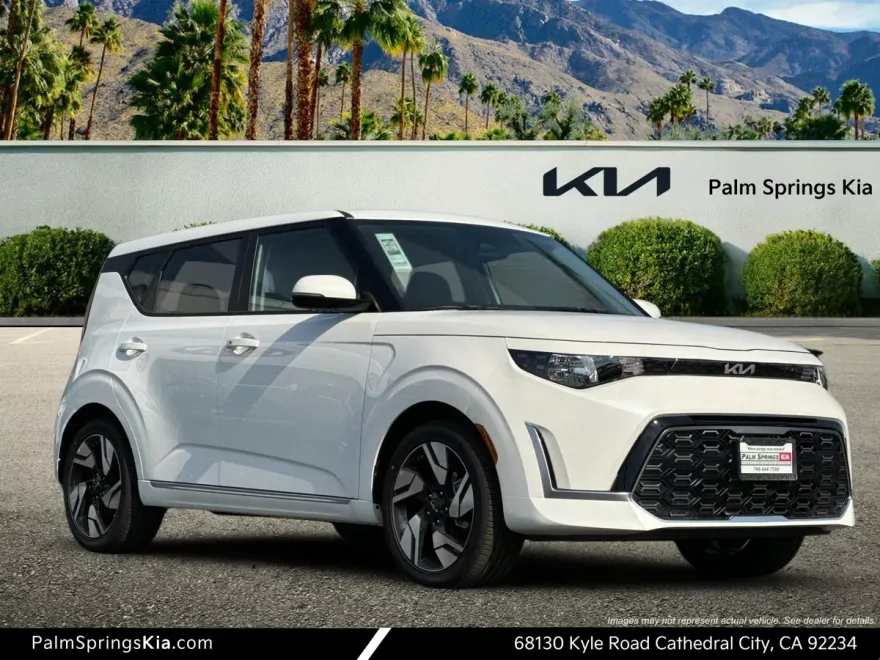 2025 Kia Soul GT-Line photo 1