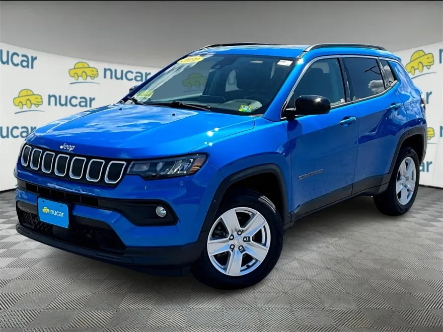 2022 Jeep Compass Latitude photo 1