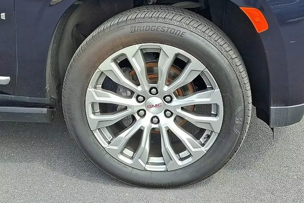 2023 Gmc Yukon Denali photo 1