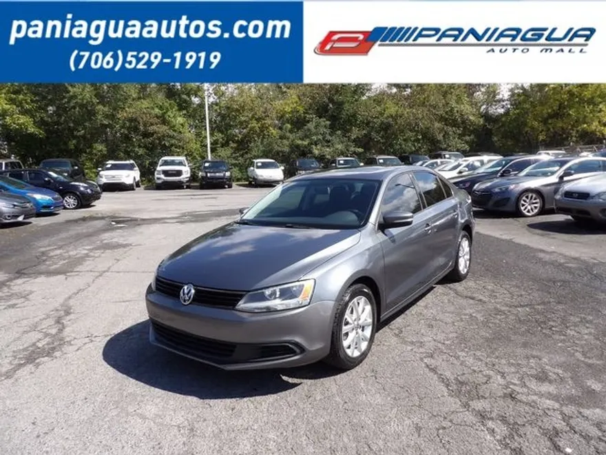 2011 Volkswagen Jetta SE photo 1