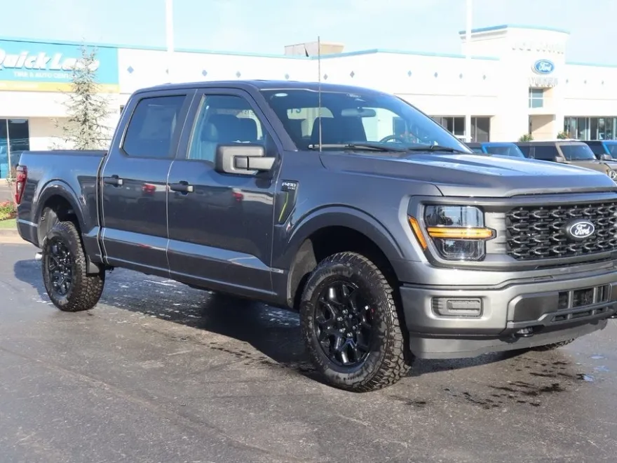 2025 Ford F-150 STX photo 1