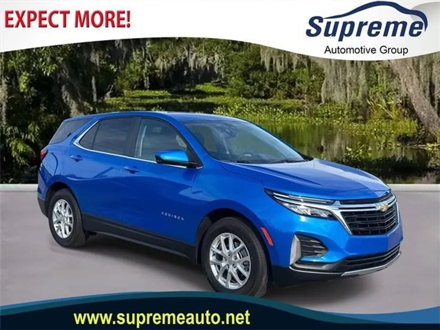 2024 Chevrolet Equinox LT photo 1