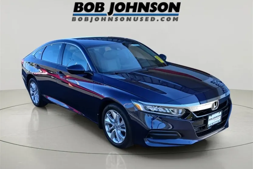 2019 Honda Accord LX photo 1