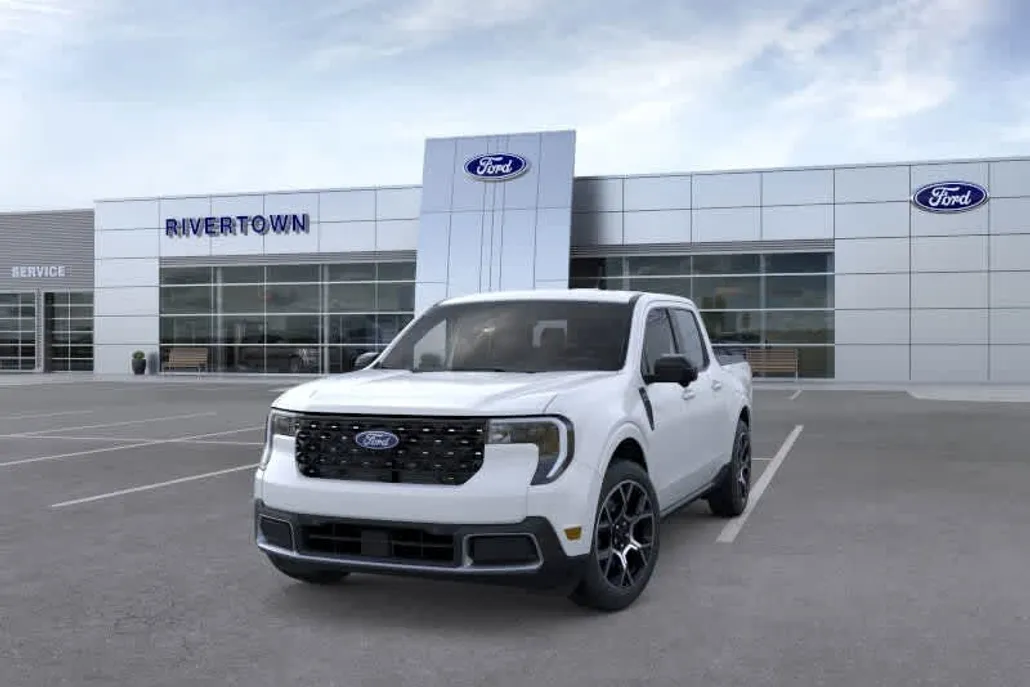 2025 Ford Maverick Lariat photo 1