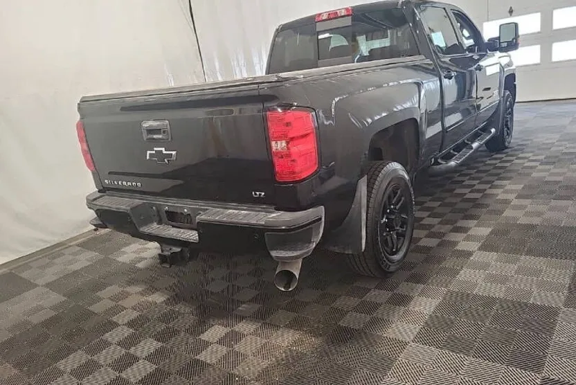 2019 Chevrolet Silverado 2500HD LTZ photo 1