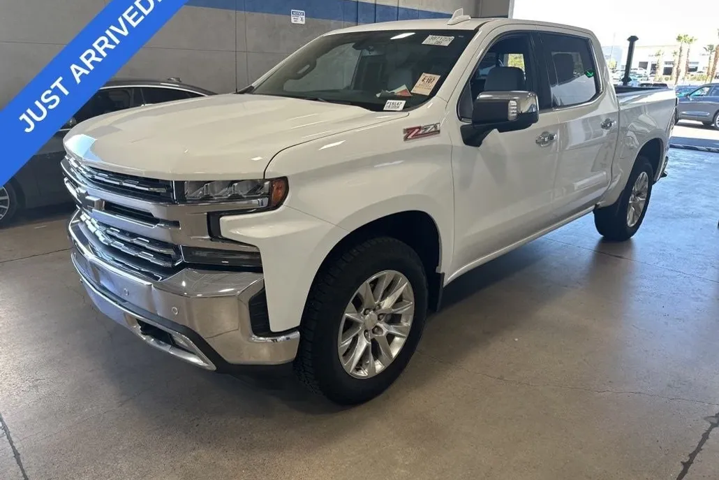 2022 Chevrolet Silverado 1500 LTZ photo 1