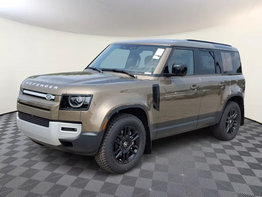 2025 Land Rover Defender 110 photo 1