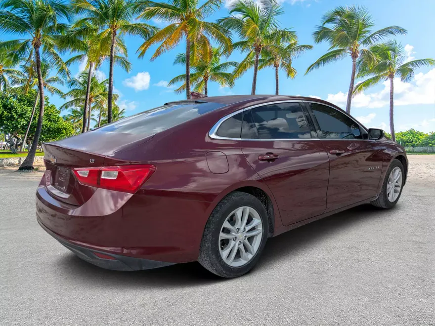2016 Chevrolet Malibu 1LT photo 1