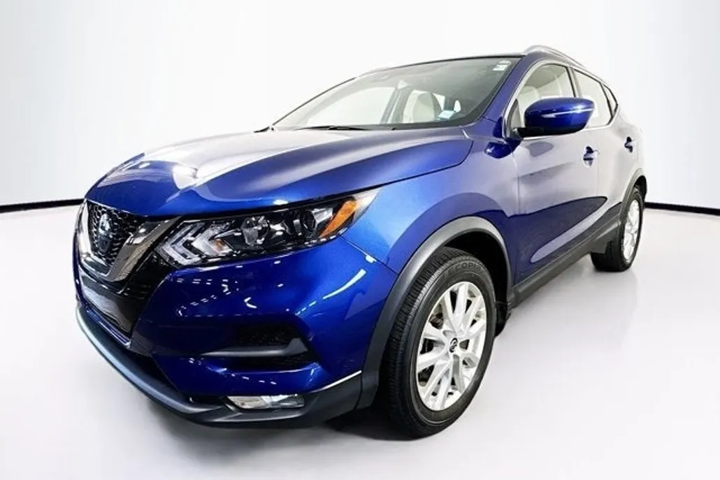 2022 Nissan Rogue Sport SV photo 1