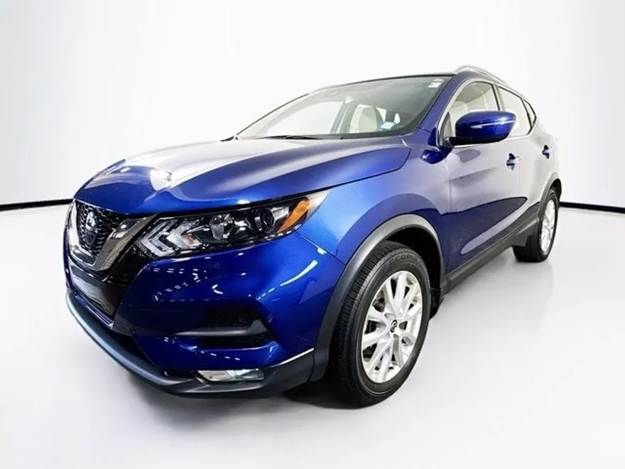 2022 Nissan Rogue Sport SV photo 1