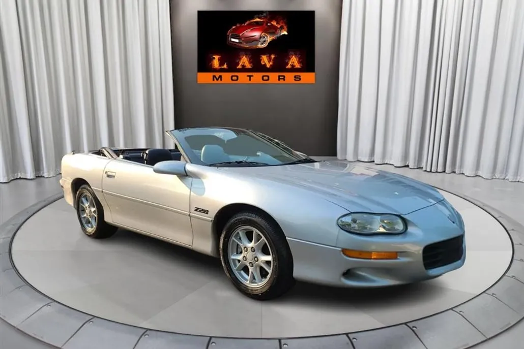 2002 Chevrolet Camaro Sport Coupe photo 1