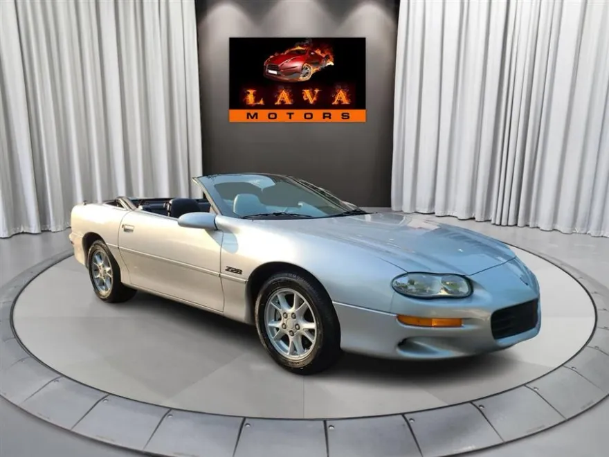 2002 Chevrolet Camaro Sport Coupe photo 1