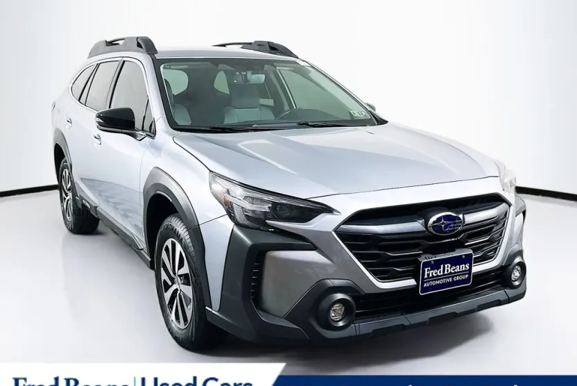 2024 Subaru Outback Premium photo 1