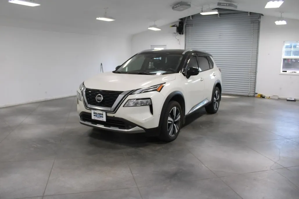 2021 Nissan Rogue Platinum photo 1