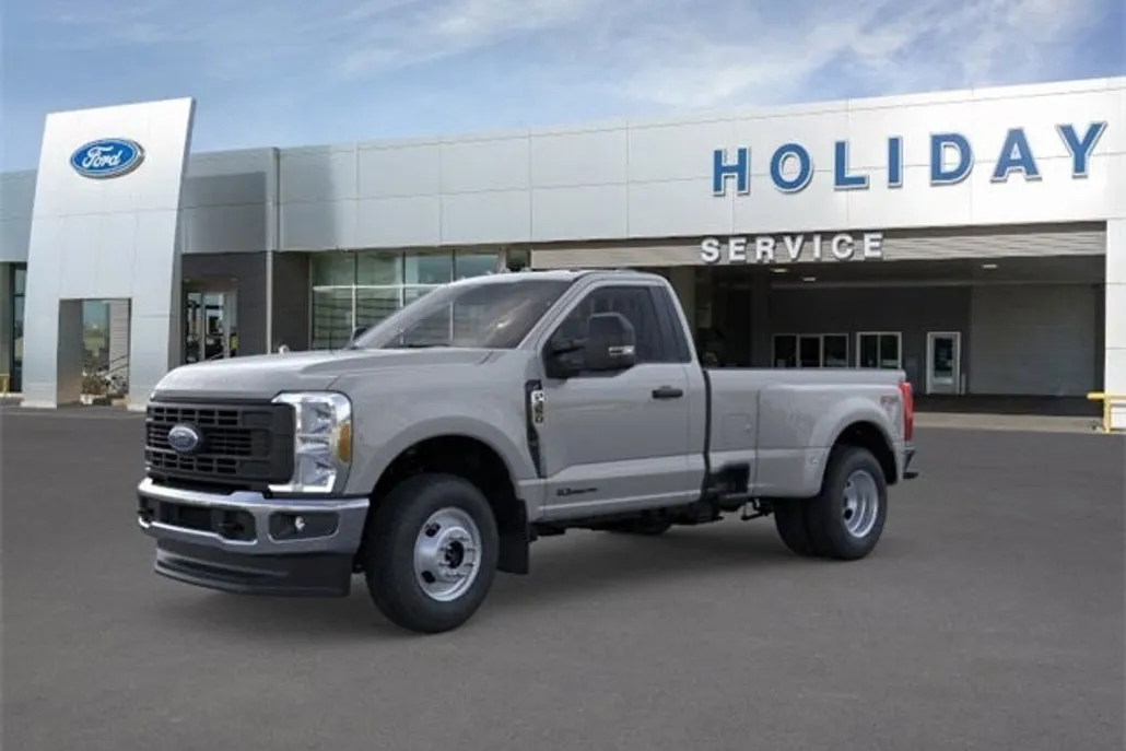 2026 Ford F-350 photo 1