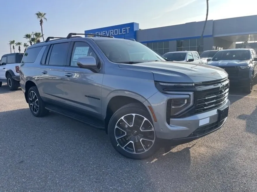 2025 Chevrolet Suburban RST photo 1
