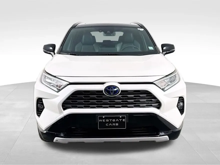 2019 Toyota RAV4 Hybrid XSE photo 1