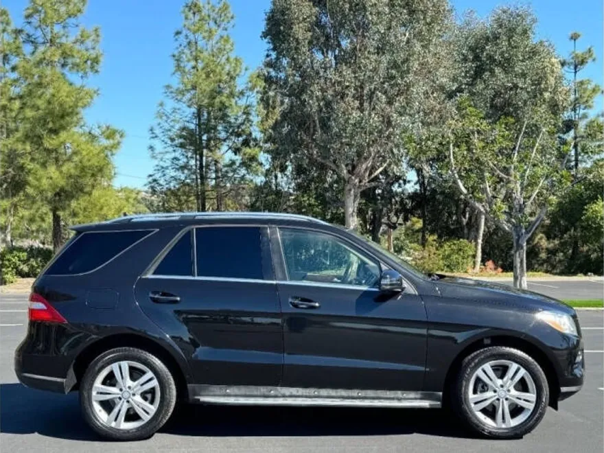 2013 Mercedes Benz ML 350 4MATIC photo 1