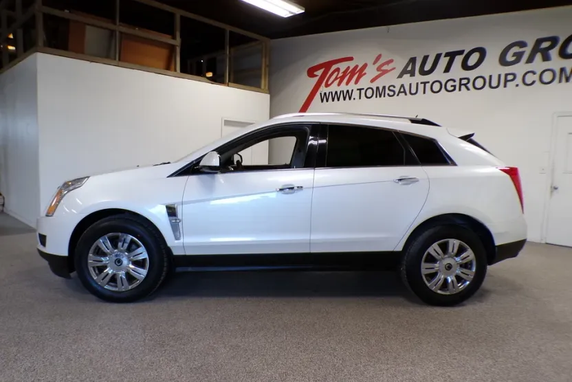 2011 Cadillac SRX Luxury photo 1