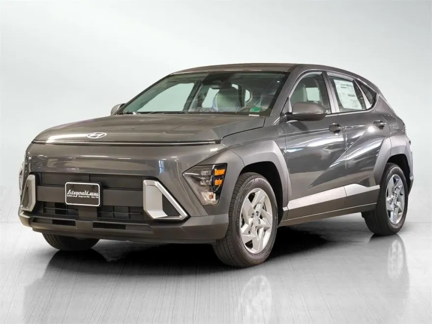 2026 Hyundai Kona SE photo 1