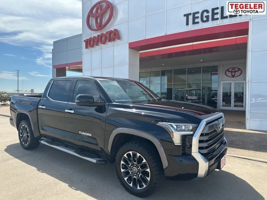 2023 Toyota Tundra Limited photo 1