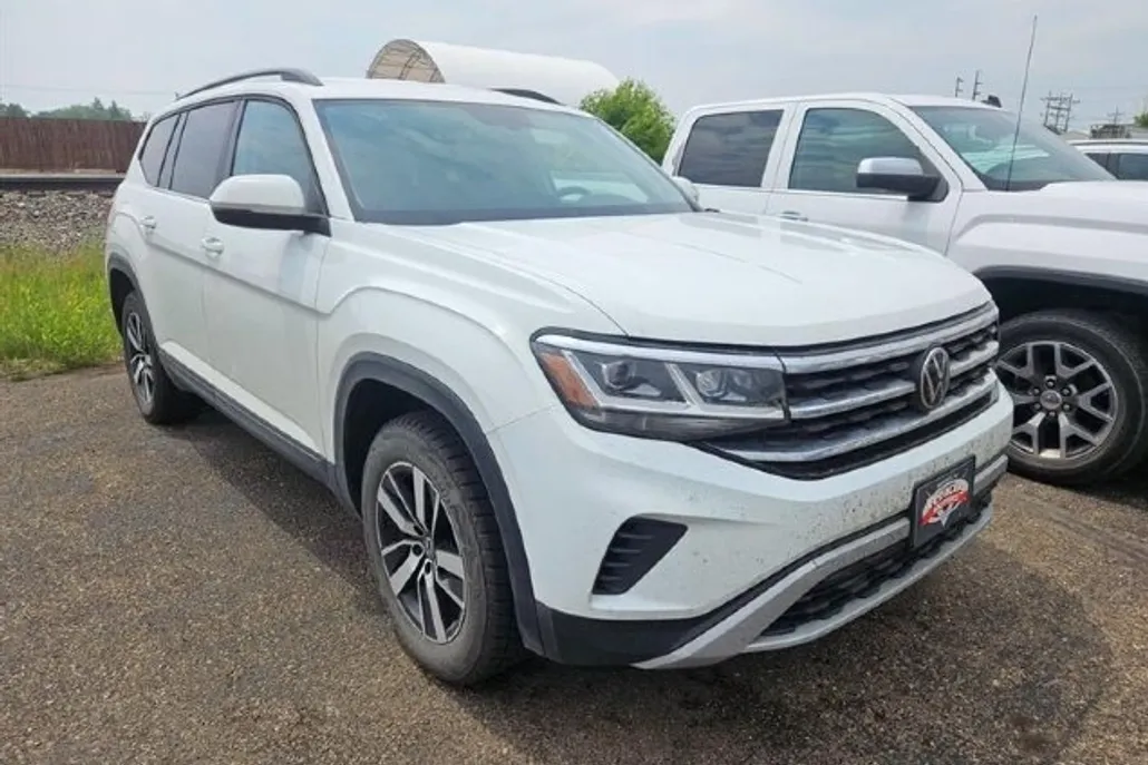 2023 Volkswagen Atlas SE photo 1