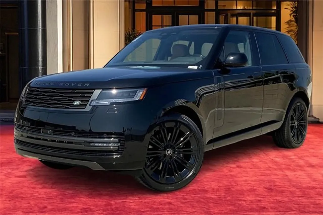 2025 Land Rover Range Rover SE photo 1
