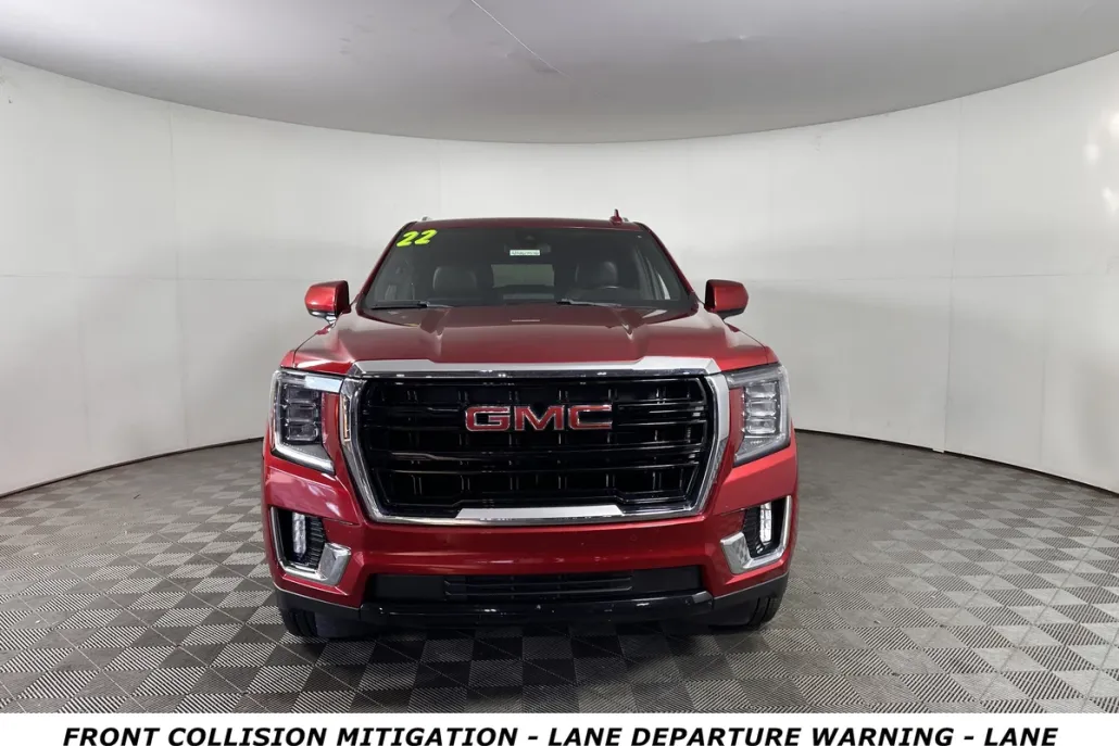 2022 Gmc Yukon SLE photo 1