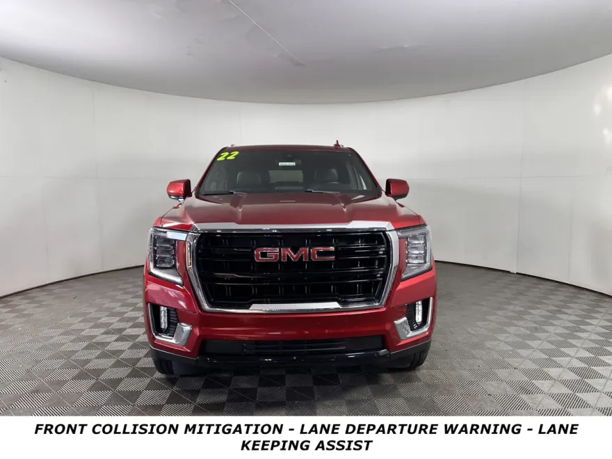 2022 Gmc Yukon SLE photo 1