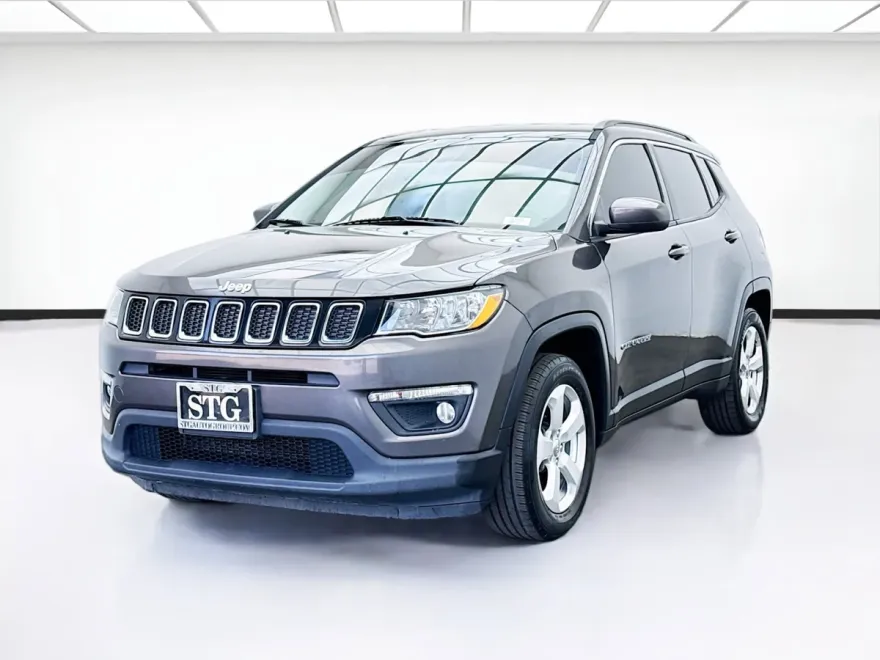 2021 Jeep Compass Latitude photo 1