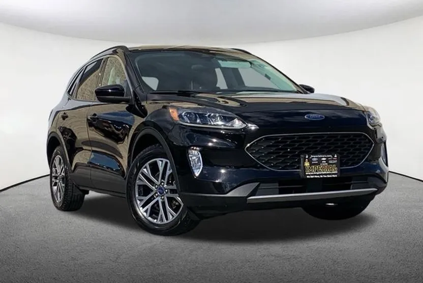 2021 Ford Escape SEL photo 1