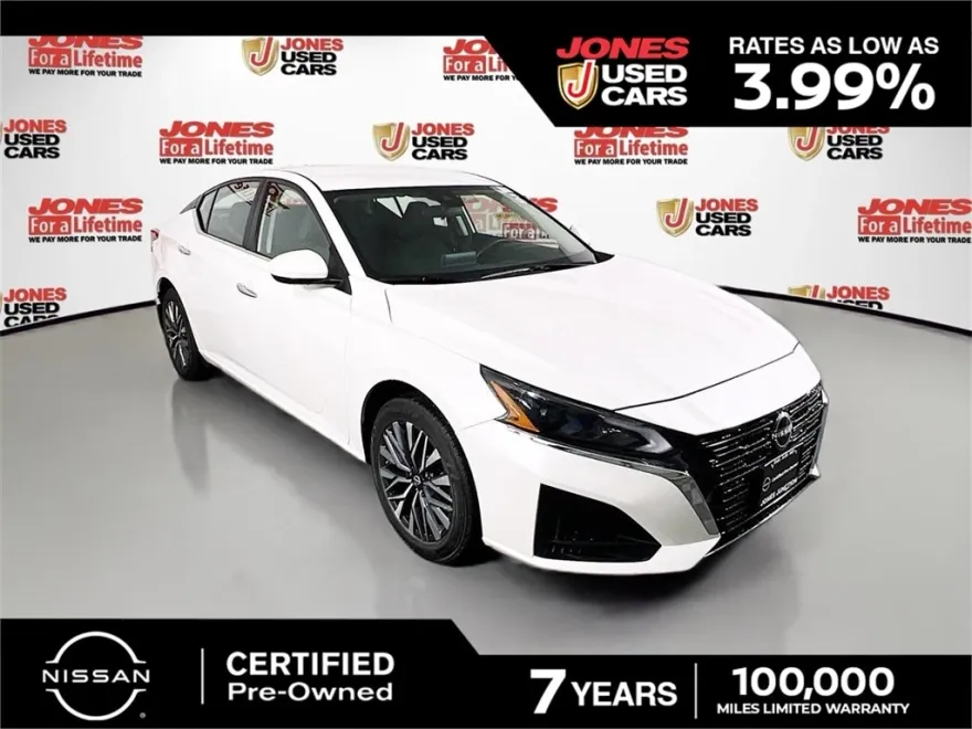 2023 Nissan Altima 2.5 SV photo 1