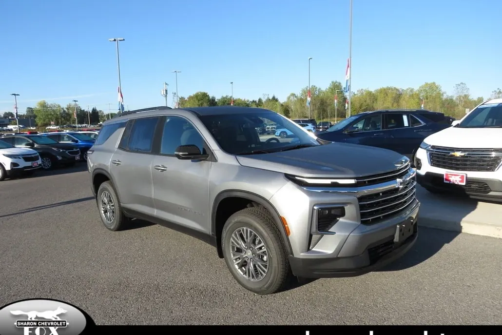 2026 Chevrolet Traverse photo 1