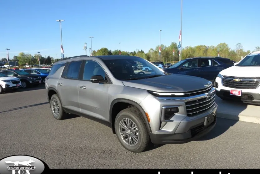 2026 Chevrolet Traverse photo 1