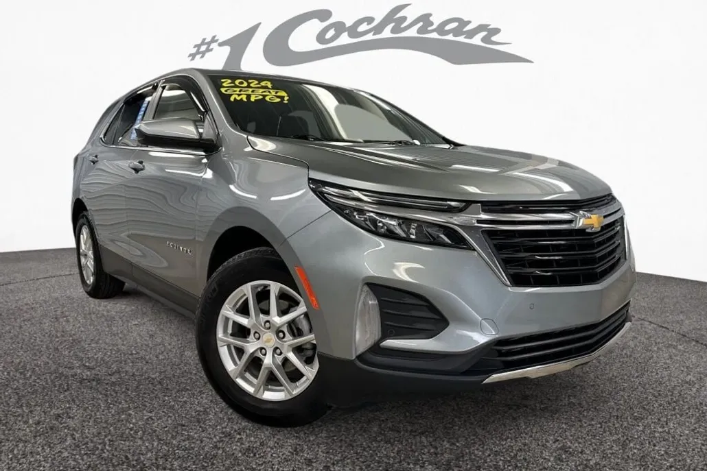 2024 Chevrolet Equinox LT photo 1