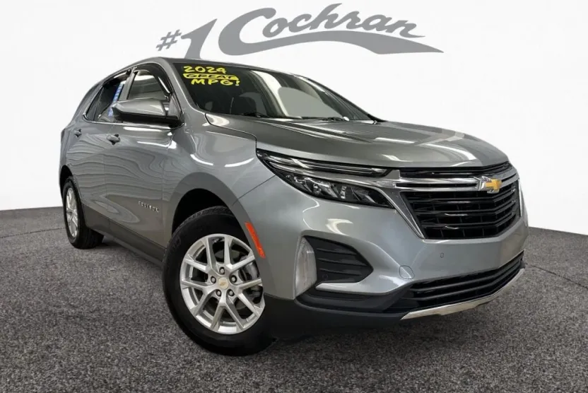 2024 Chevrolet Equinox LT photo 1