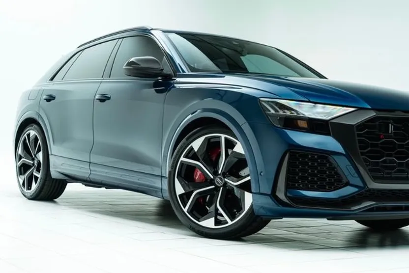 2021 Audi RS Q8 photo 1