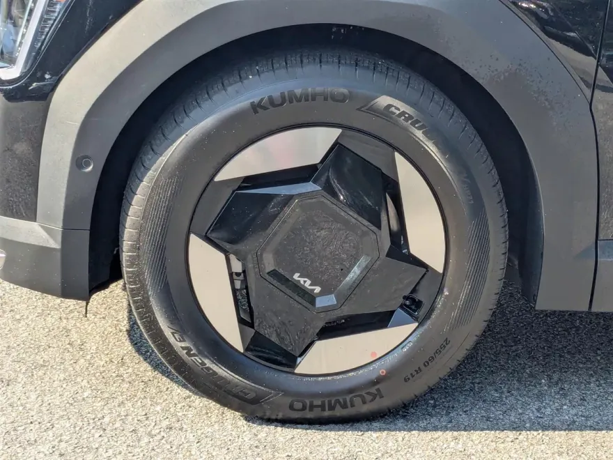 2026 Kia EV9 Wind photo 1