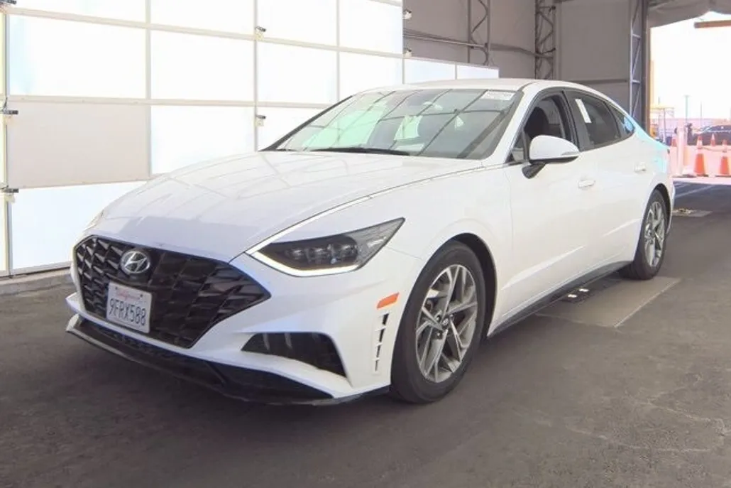 2023 Hyundai Sonata SEL photo 1