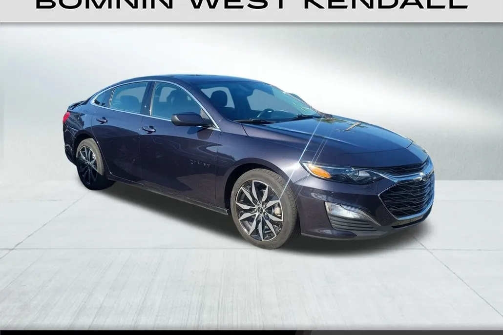2022 Chevrolet Malibu RS photo 1