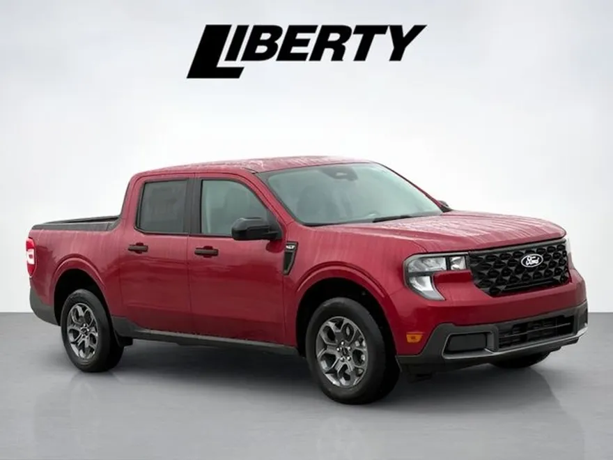 2025 Ford Maverick XLT photo 1