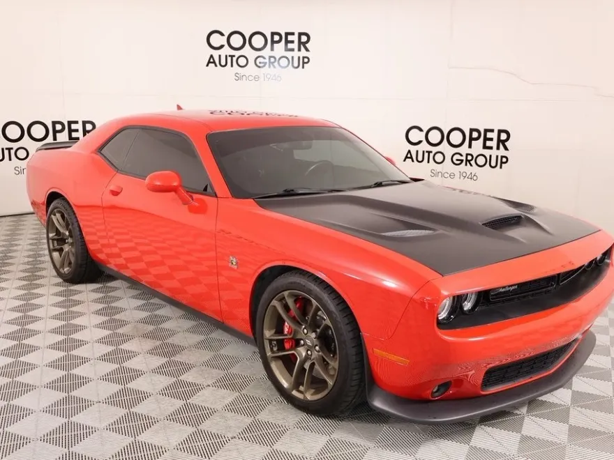 2021 Dodge Challenger R/T Scat Pack photo 1