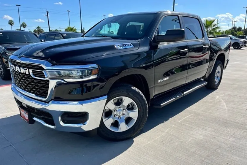 2025 Ram 1500 Tradesman photo 1