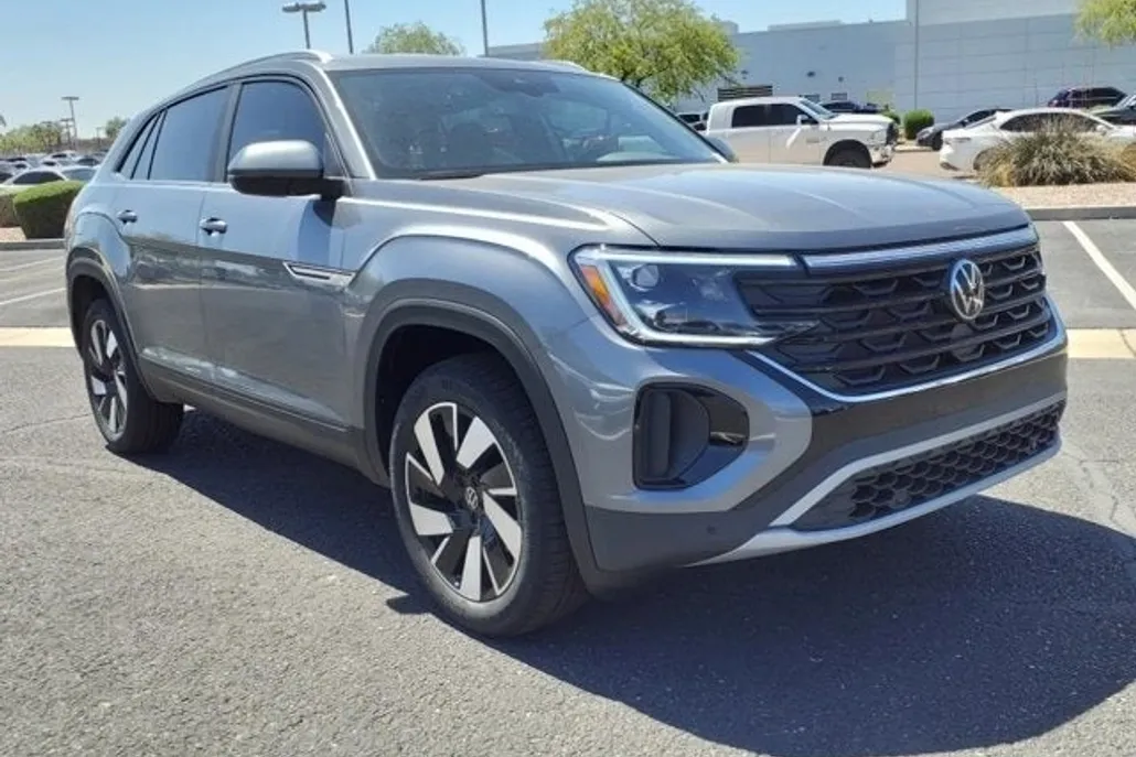 2025 Volkswagen Atlas Cross Sport SE Technology photo 1