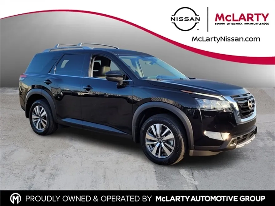 2025 Nissan Pathfinder SL photo 1