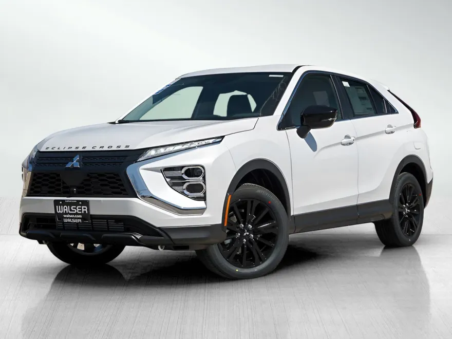 2025 Mitsubishi Eclipse Cross LE photo 1