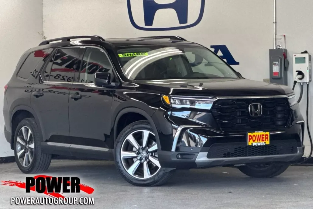 2023 Honda Pilot Elite photo 1