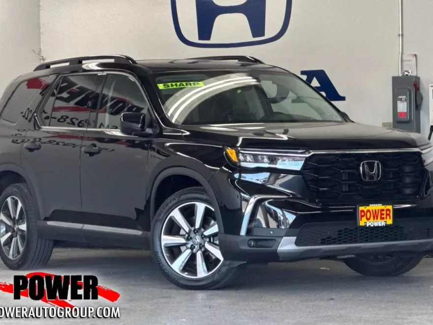 2023 Honda Pilot Elite photo 1