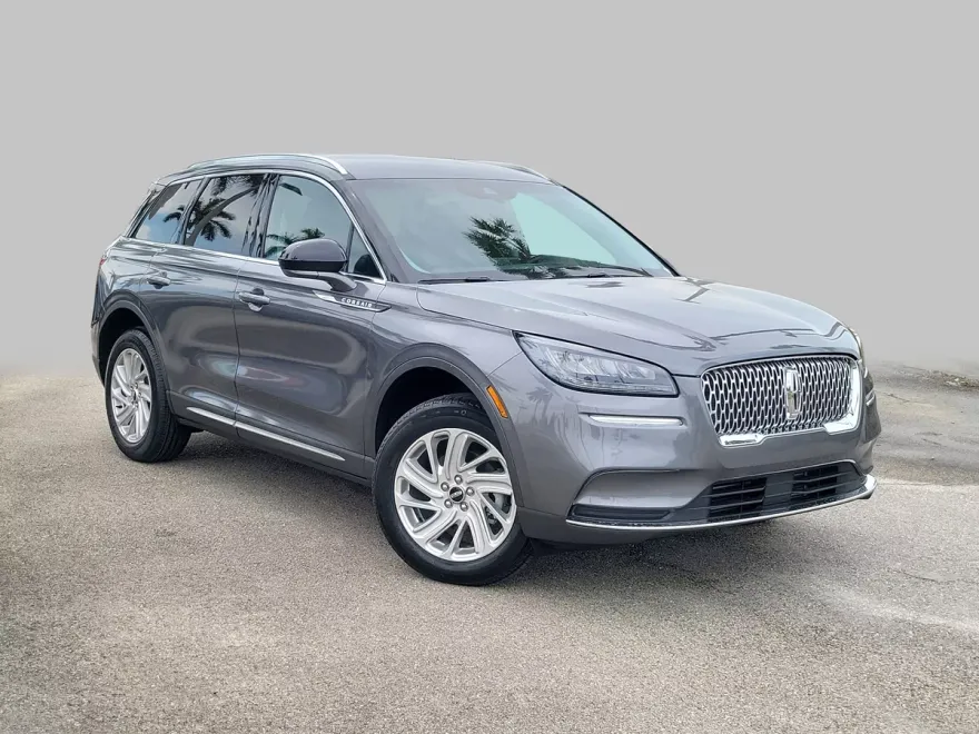 2022 Lincoln Corsair Standard photo 1